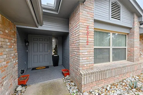 5512 Cold Springs Drive, Arlington, TX 76017