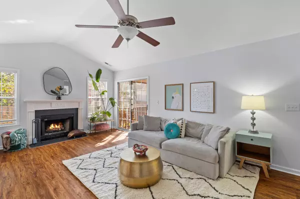 1236 Lakefront Dr, Charleston, SC 29412