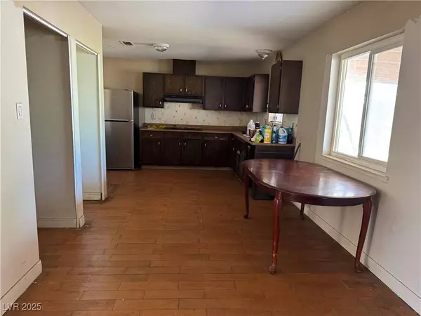 4442 Bennett Drive, Las Vegas, NV 89121