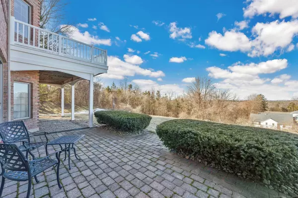 36 Sunrise Lane, South Windsor, CT 06074