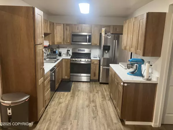 1115 E 17th AVE, Anchorage, AK 99501