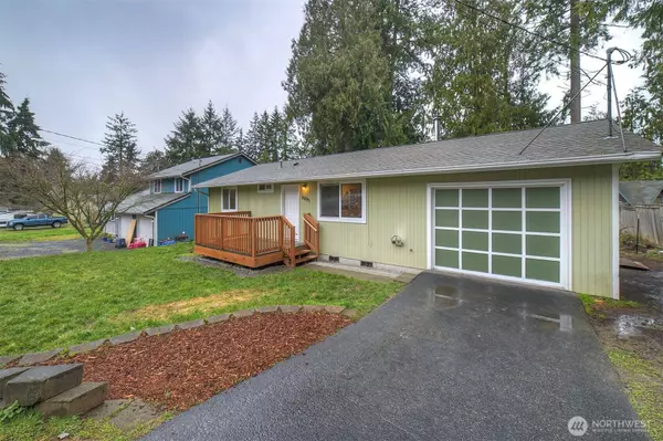 8095 NE Seawind AVE, Poulsbo, WA 98370