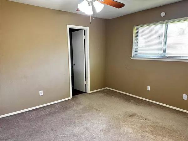 4435 Mccleester DR, Spring, TX 77373