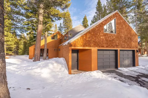 12611 Hillside Drive, Truckee, CA 96161