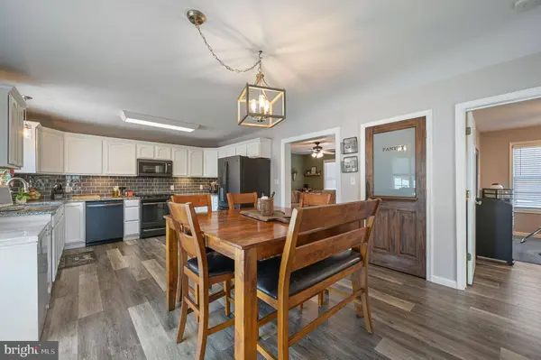 9 S HOWARD ST, Smyrna, DE 19977