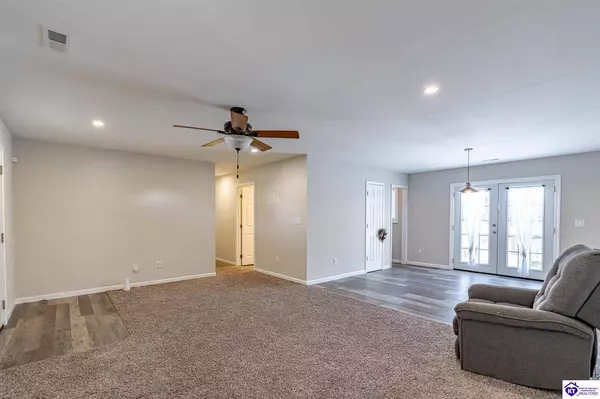 1518 Deering Lane, Radcliff, KY 40160