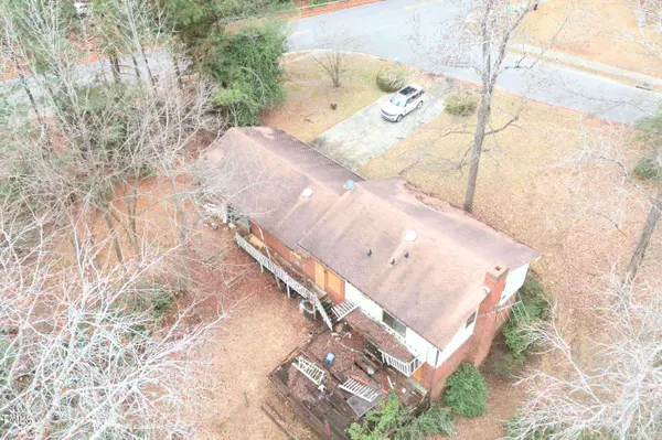 200 Eastwood Road, Chapel Hill, NC 27514