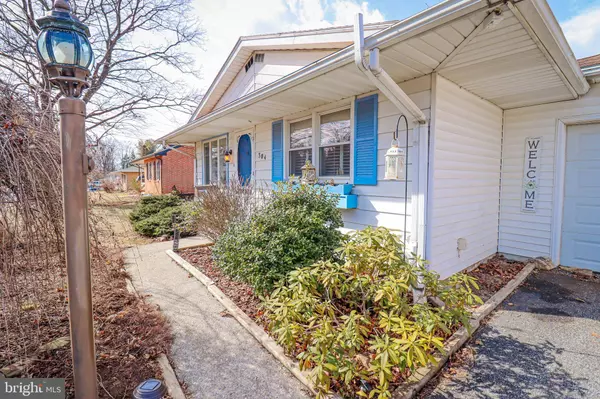 304 W MAPLEWOOD AVE, Mechanicsburg, PA 17055