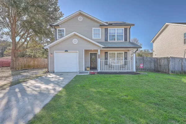 2755 Lacy St, North Charleston, SC 29406