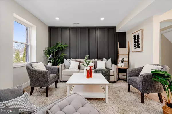 2127 SOUTHLAND RD, Baltimore, MD 21207