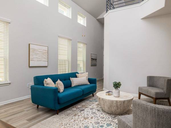 10037 Dawn Pearl DR, Austin, TX 78748