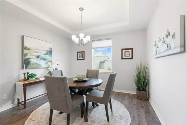 2584 Red Bud Lane, Sun Prairie, WI 53590