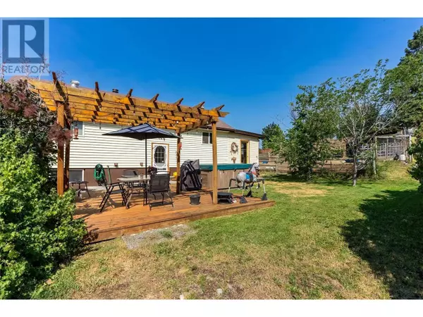 4088 HILLS FRONTAGE Road, Cache Creek, BC V0K1H0