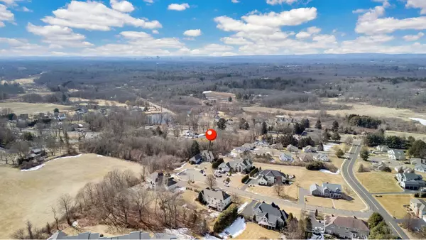 36 Sunrise Lane, South Windsor, CT 06074