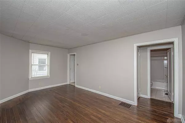 909 NW D Street, Richmond, IN 47374