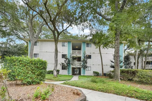 45 Folly Field RD #16F, Hilton Head Island, SC 29928