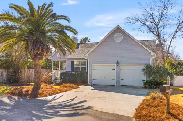 1236 Lakefront Dr, Charleston, SC 29412