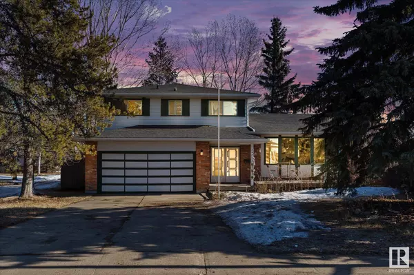 8427 177 ST NW, Edmonton, AB T5T 0P1