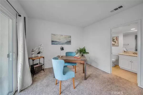 15621 Odyssey DR #41, Granada Hills, CA 91344