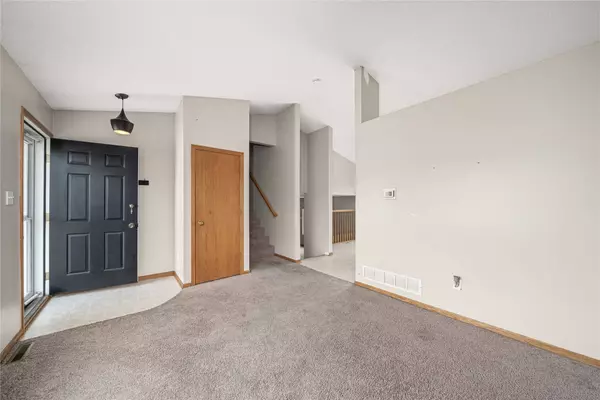 3010 SW Glenbrooke Boulevard, Ankeny, IA 50023