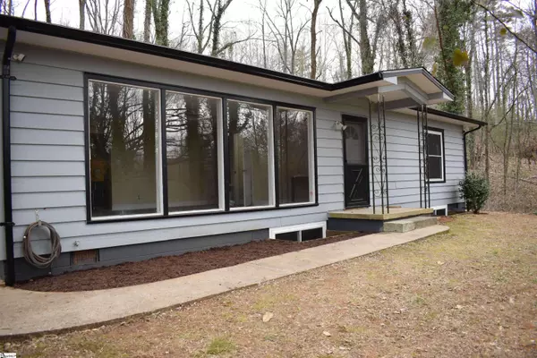 22339 Asheville Highway, Landrum, SC 29356