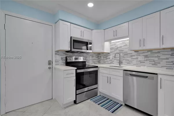 45 Folly Field RD #16F, Hilton Head Island, SC 29928