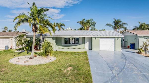 4942 PELICAN DR, New Port Richey, FL 34652