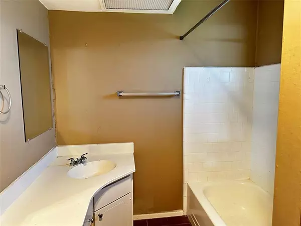 4435 Mccleester DR, Spring, TX 77373