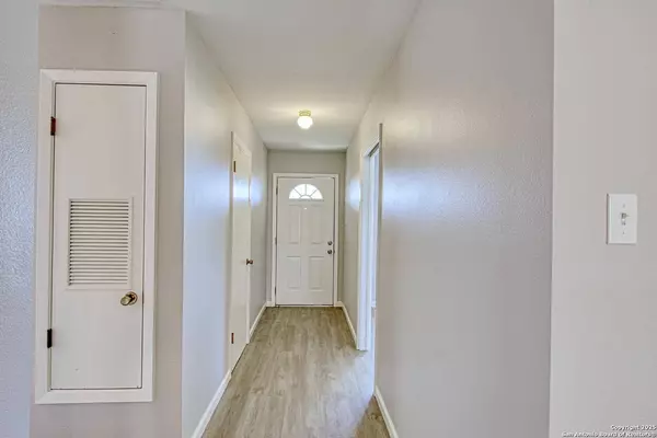 12157 Fm 775, La Vernia, TX 78121