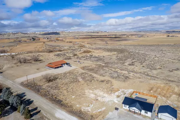 1135 Barrows Rd, Powell, WY 82435