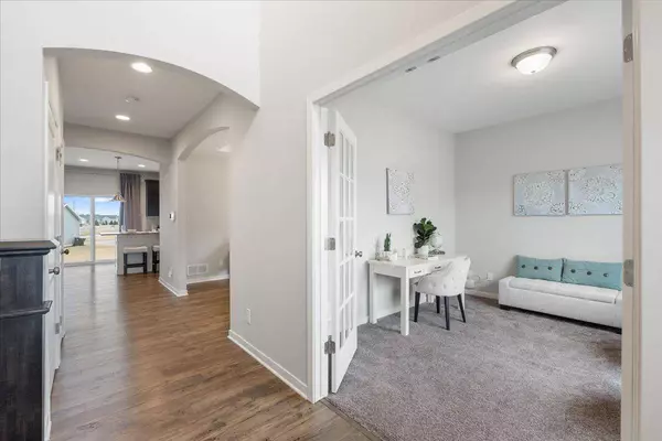 2584 Red Bud Lane, Sun Prairie, WI 53590