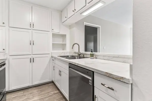 5710 Baltimore Drive ##423, La Mesa, CA 91942