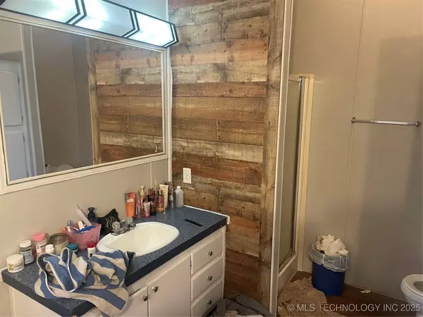 1803 Silo RD, Durant, OK 74701