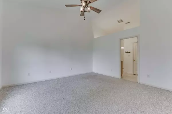 1488 Hamilton DR, Greenwood, IN 46143