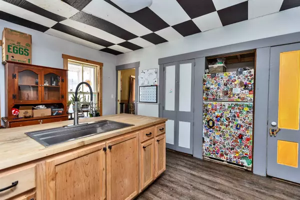 19 Russell ST, Wilton, NH 03086