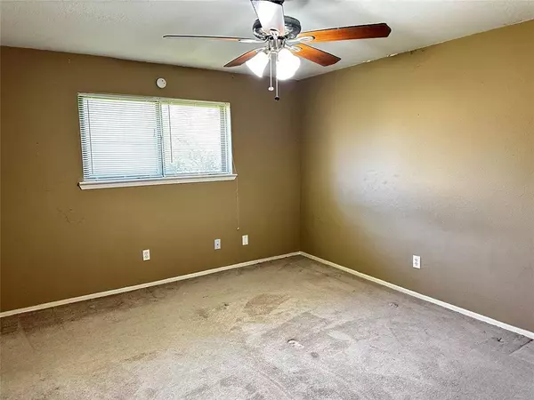 4435 Mccleester DR, Spring, TX 77373