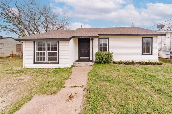 312 N Jack Street, Jacksboro, TX 76458