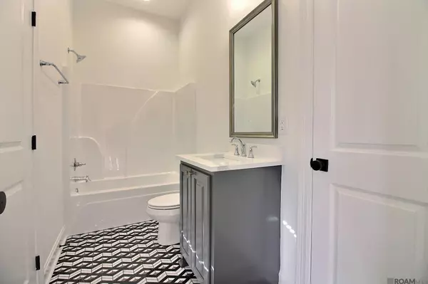 13101 Elissa Ln, Central, LA 70818