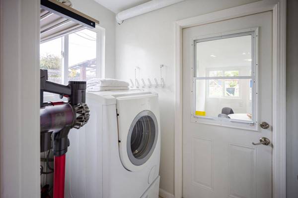 860 Baden AVE, South San Francisco, CA 94080