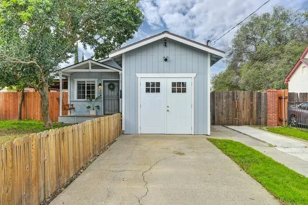 4030 42nd ST, Sacramento, CA 95820