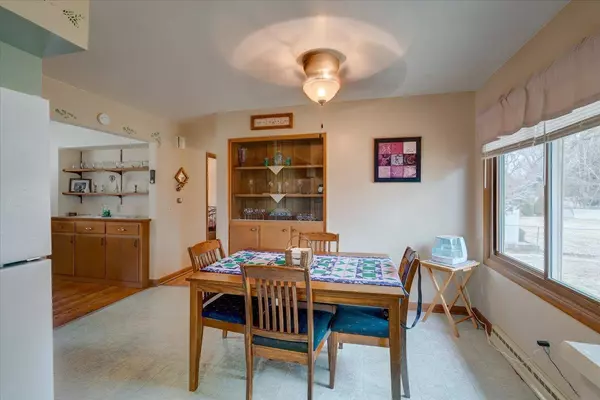 235 Sterling Drive, Oregon, WI 53575