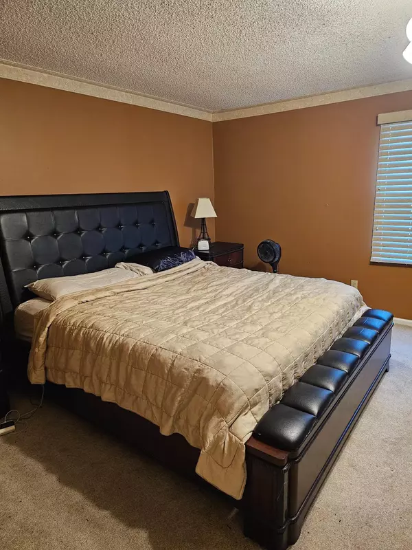 115 Society Hill Blvd, Cherry Hill, NJ 08003