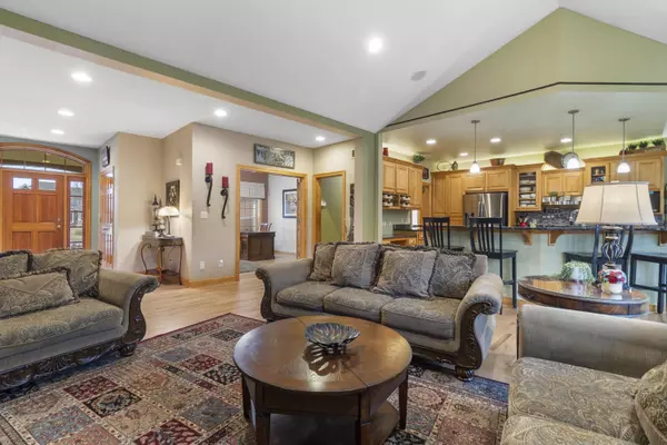 W132S8384 Eagles Way, Muskego, WI 53150