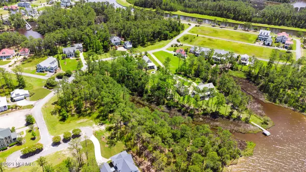 177 Oyster Point RD, Oriental, NC 28571
