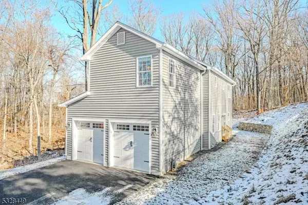 1 Olive St, Netcong Boro, NJ 07857