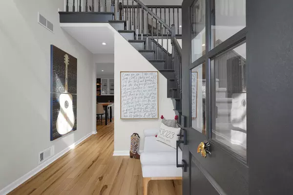 710 W Broadway, Granville, OH 43023