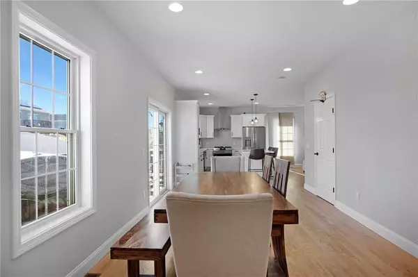 392 Louise ST, Woonsocket, RI 02895