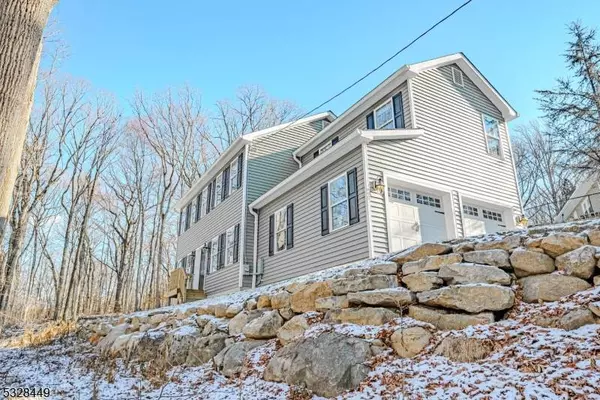 1 Olive St, Netcong Boro, NJ 07857