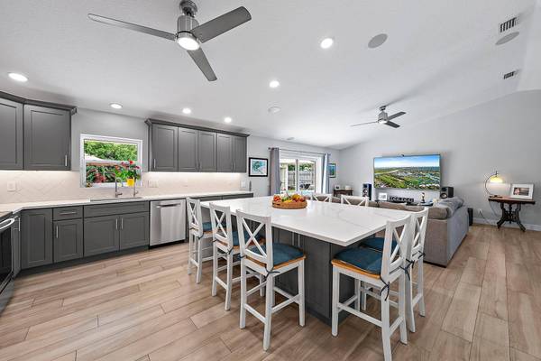 407 Philadelphia DR, Jupiter, FL 33458