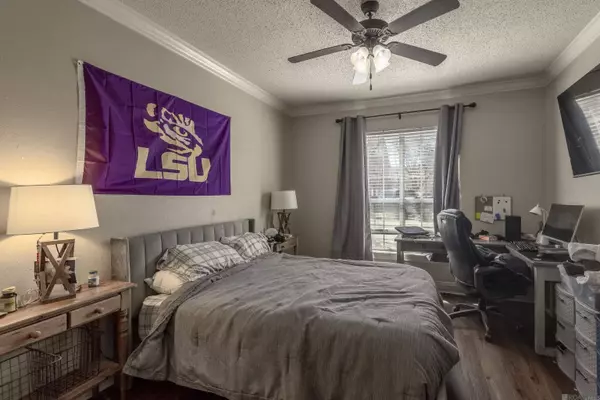 4464 Highland Rd ##203, Baton Rouge, LA 70808